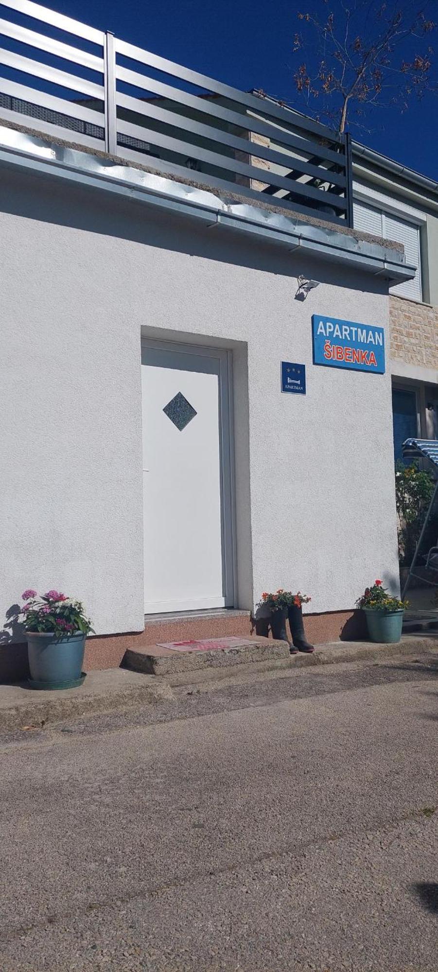 Apartman Šibenka Sibenik Bagian luar foto